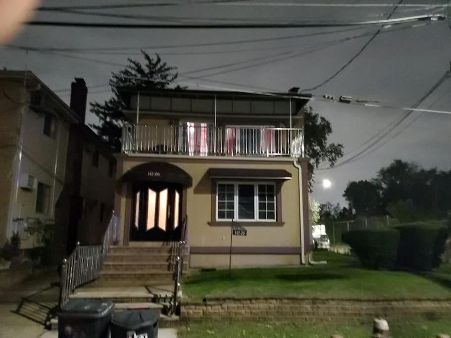 Quiet 3 Bedroom Apartment In Private Home New York Exterior foto